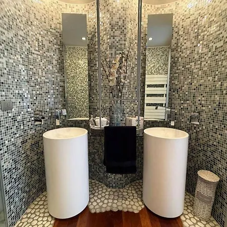 The Mirror *